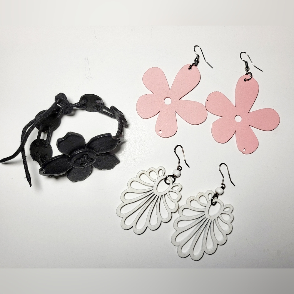 Leather/Wood Set - Earrings & Bracelet
